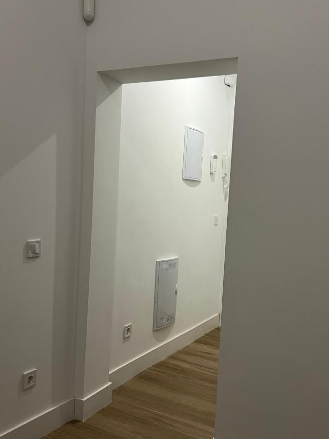 Roomstay Plaza Castilla Ostello